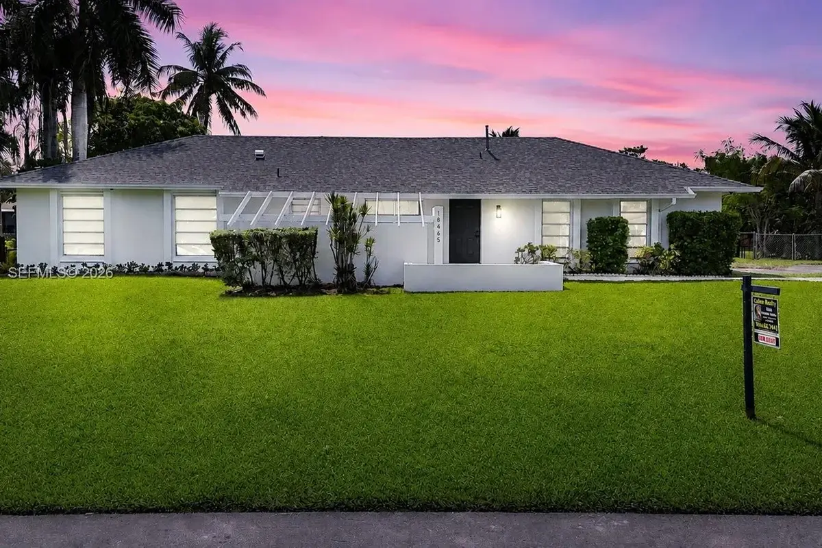 18465 SW 89th Ct, Cutler Bay: photo 1 of 45
