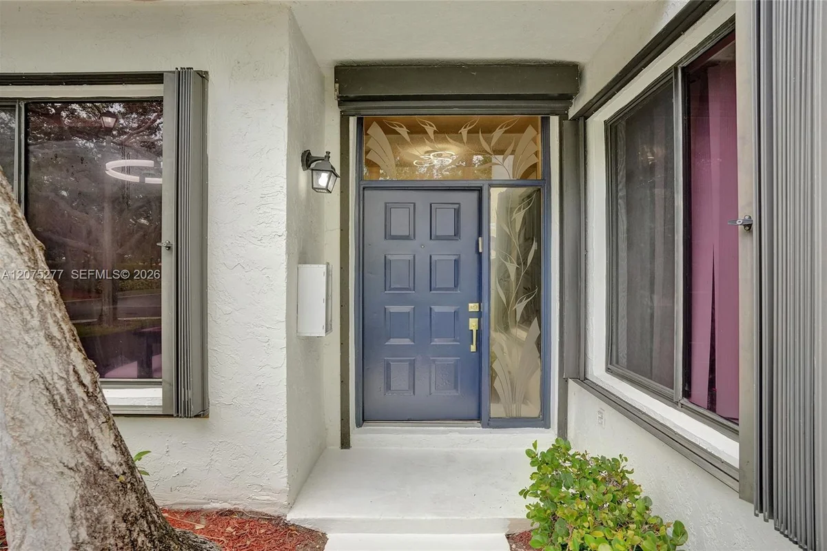 7525 NW 61st Ter #3101, Parkland: photo 1 of 32