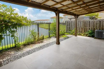 11773 SW 238th St, Homestead: photo 1 of 38