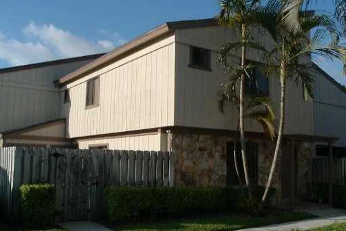 11868 Sturbridge Ln, Wellington: photo 1 of 7