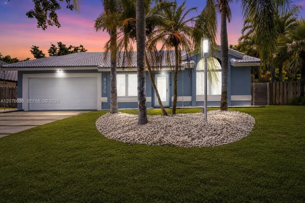 9430 SW 215th Ln, Cutler Bay: photo 1 of 48