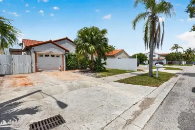 25014 SW 123rd Pl, Homestead: photo 1 of 44