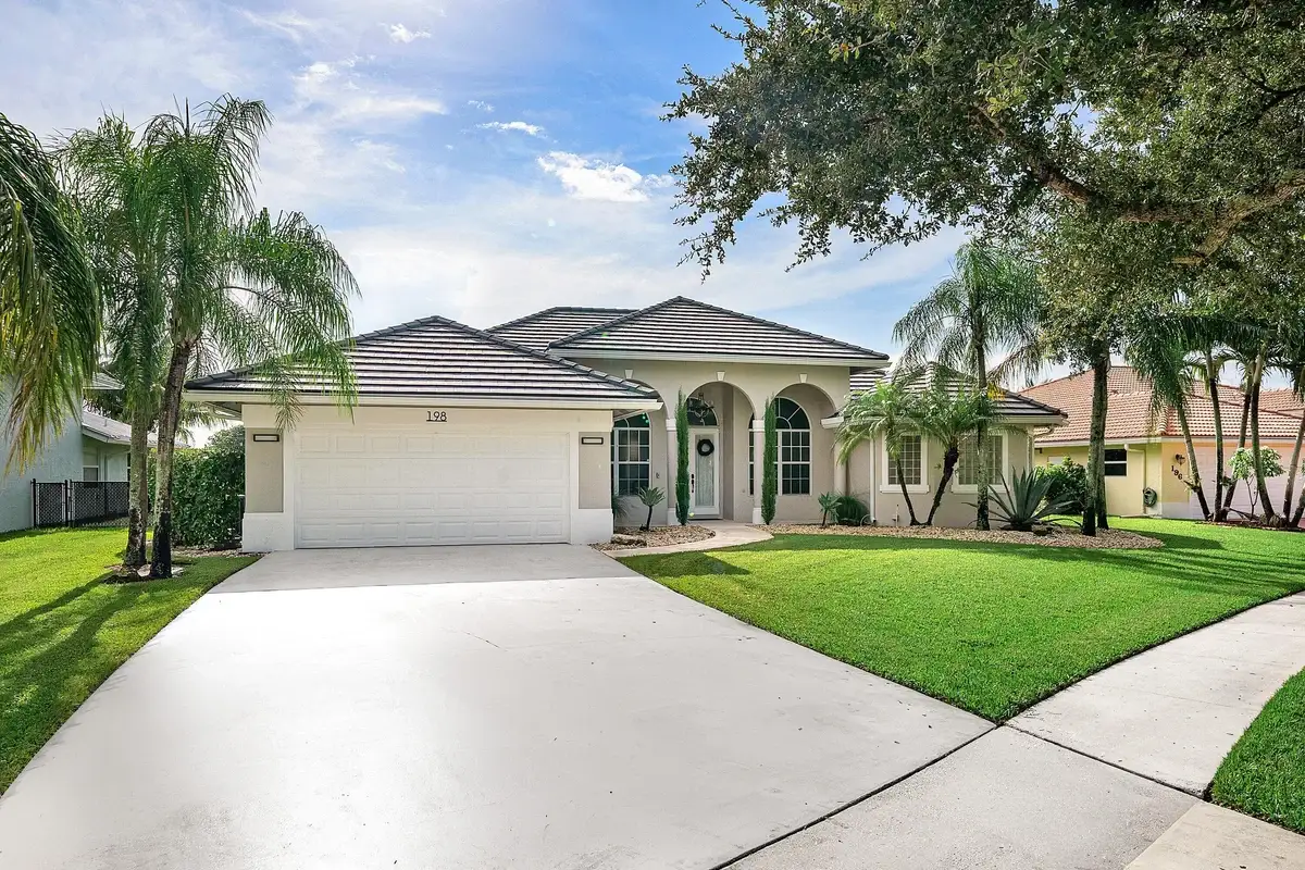 198 Cypress Trace, Royal Palm Beach: photo 1 of 43