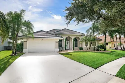 198 Cypress Trace, Royal Palm Beach: photo 1 of 43