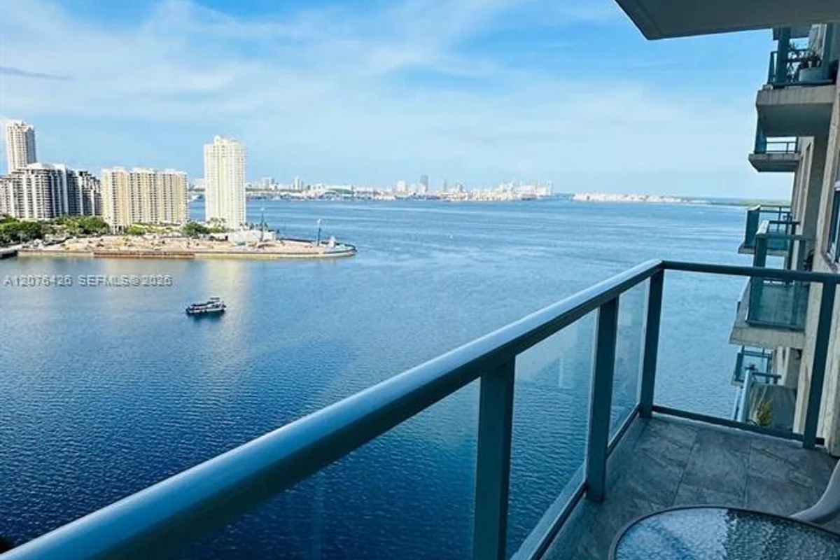 1155 Brickell Bay Dr #1906, Miami: photo 1 of 35