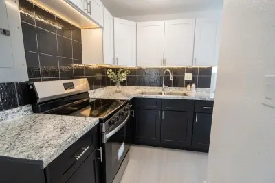 825 Truman St #2, Lake Worth Beach: photo 1 of 7