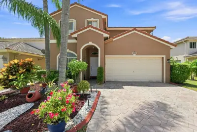 5021 Pebblebrook Ter, Coconut Creek: photo 1 of 64