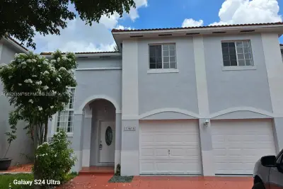 13658 SW 142nd Ter, Miami: photo 1 of 41
