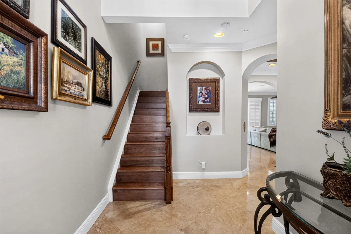 612 NE Francesca Ln, Boca Raton: photo 1 of 45