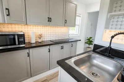 825 Truman St #4, Lake Worth Beach: photo 1 of 7