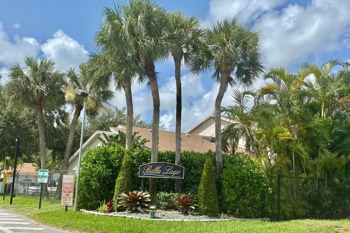 5320 Elmhurst Rd #B, West Palm Beach: photo 1 of 16