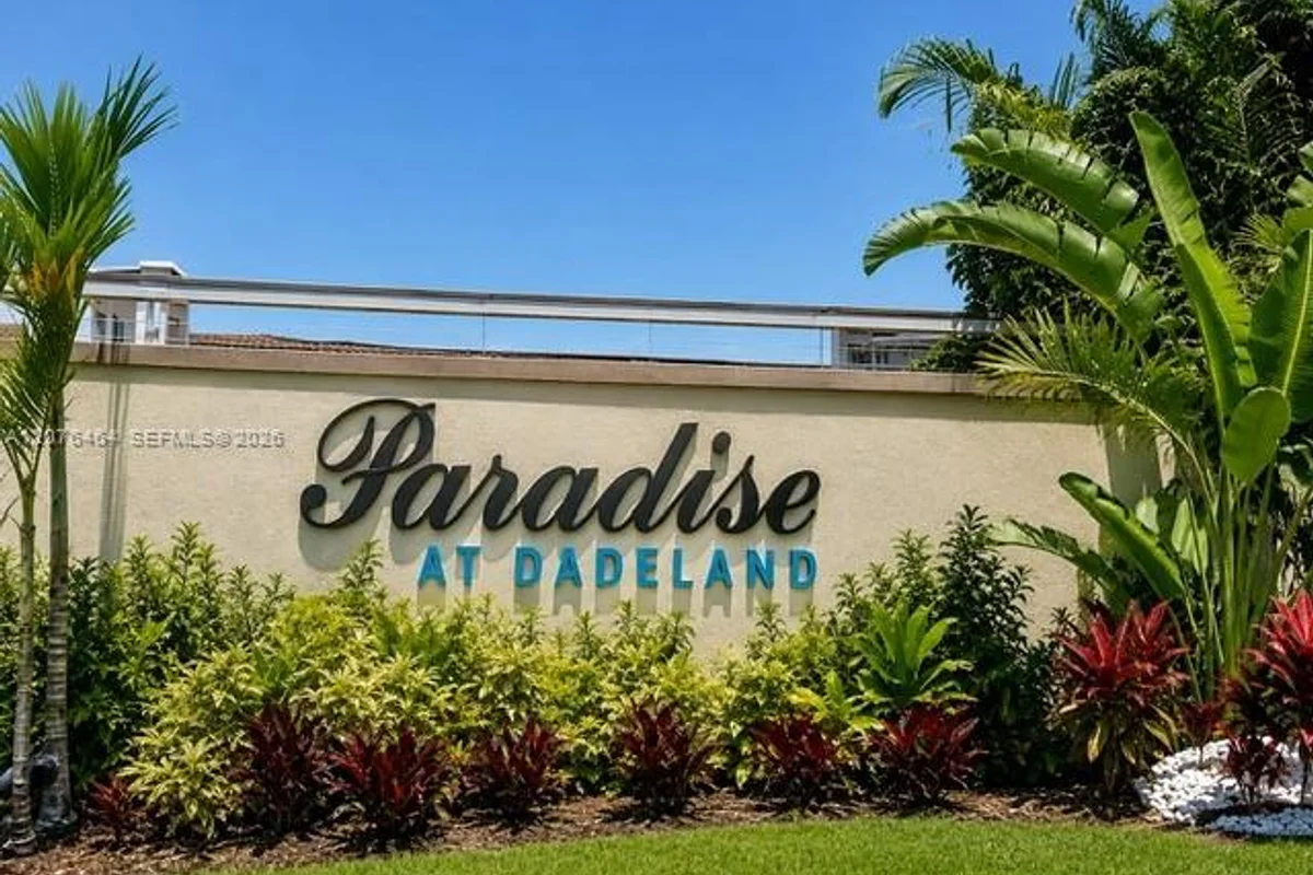 7701 SW 88th St #B330, Miami: photo 1 of 12