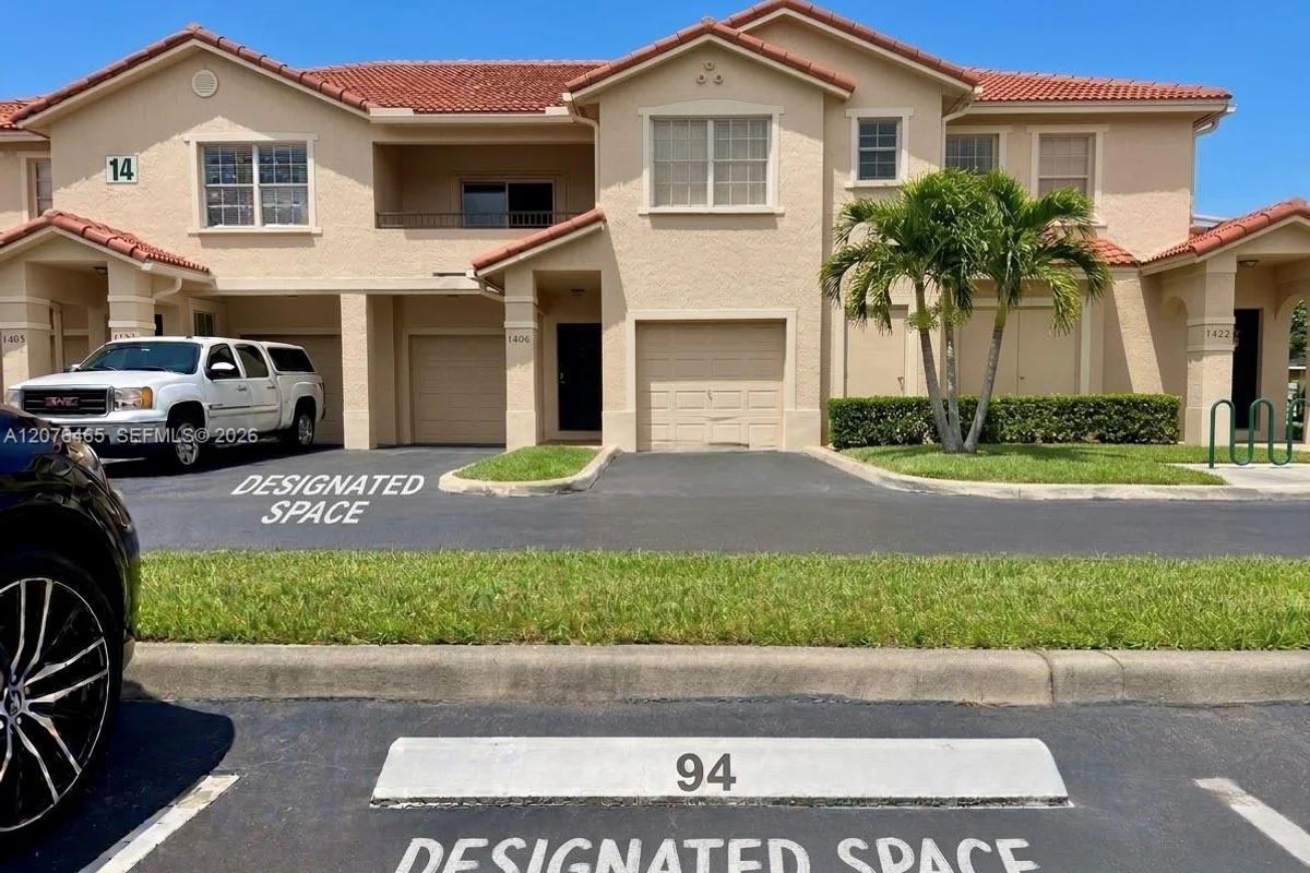 1404 Belmont Ln, North Lauderdale: photo 1 of 29