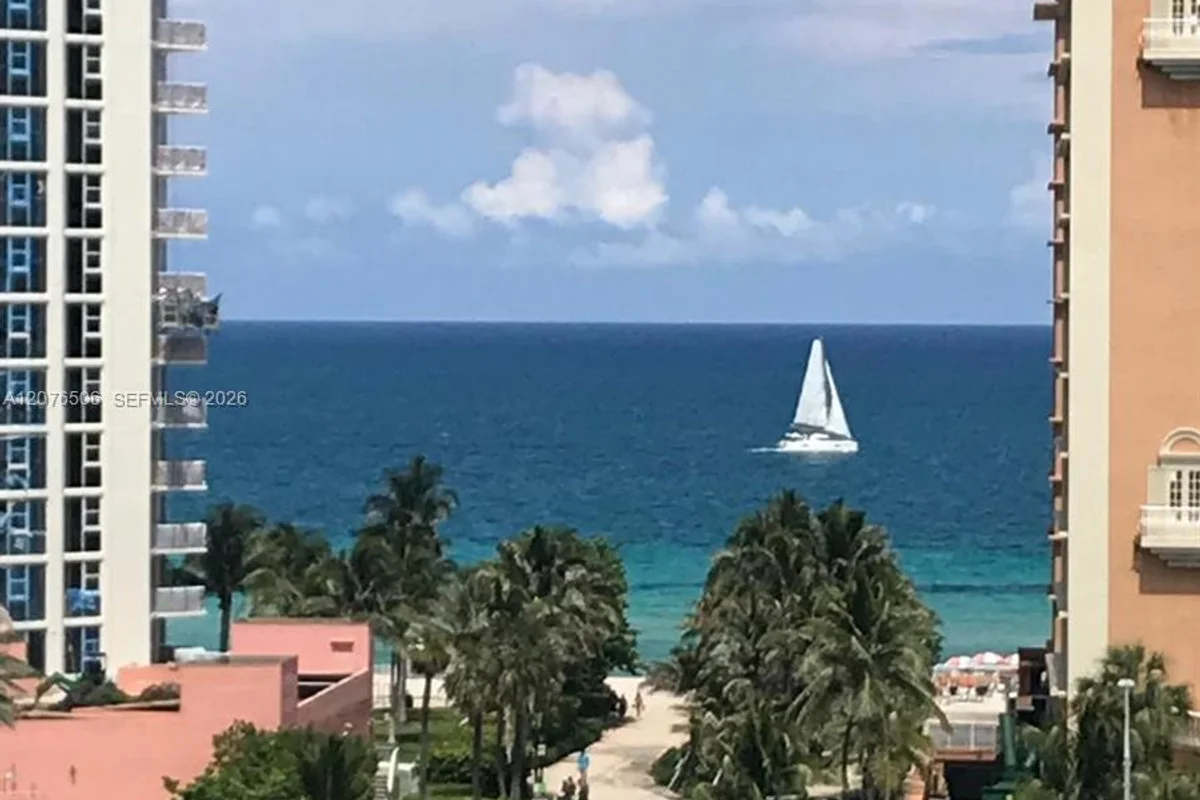 19370 Collins Ave #805, Sunny Isles Beach: photo 1 of 17