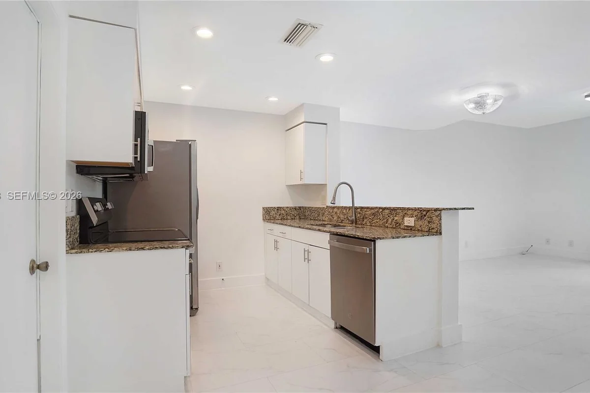 1492 Veracruz Ln #4-4, Weston: photo 1 of 44