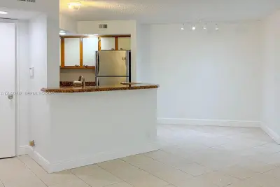 643 Vista Isles Dr #1812, Sunrise: photo 1 of 18