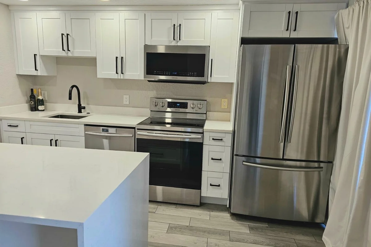 1102 E Jeffery St, Boca Raton: photo 1 of 15