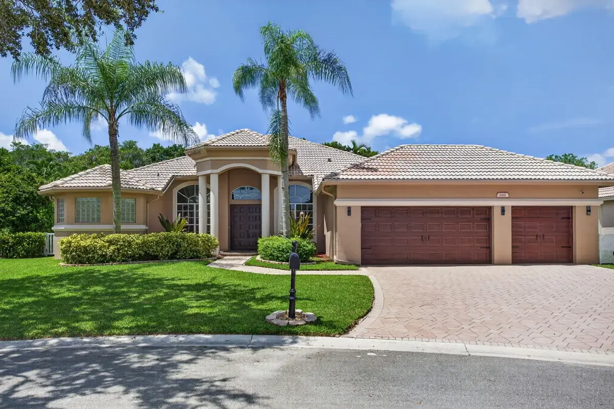 6161 NW 53rd Cir, Coral Springs: photo 1 of 81