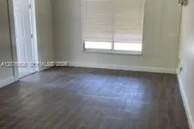 2331 Hayes St, Hollywood: photo 1 of 1