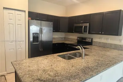 11492 SW 248th Ln, Homestead: photo 1 of 12