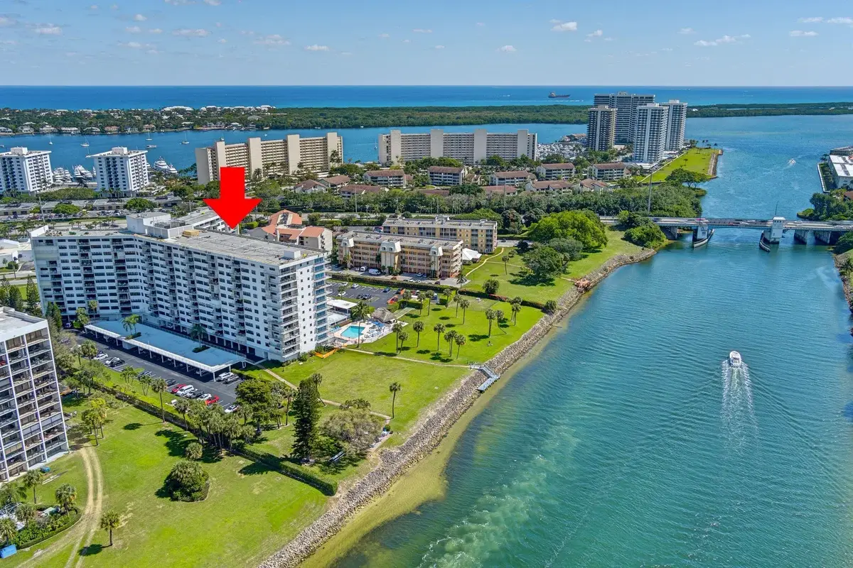 336 Golfview Rd #PH09, North Palm Beach: photo 1 of 27