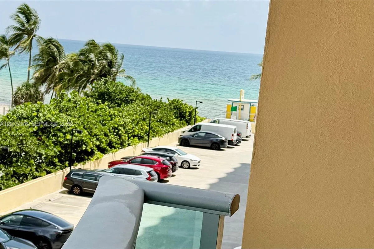 2501 S Ocean Dr #439, Hollywood: photo 1 of 31