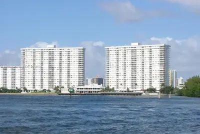 300 Bayview Dr #1608, Sunny Isles Beach: photo 1 of 16