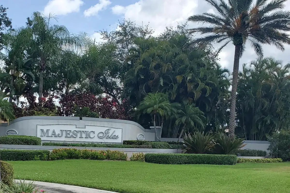 10724 Royal Caribbean Cir, Boynton Beach: photo 1 of 42