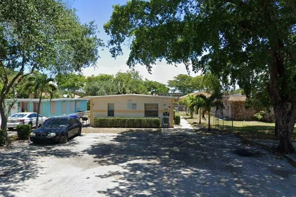 612 NW 7th Ter #1-3, Pompano Beach: photo 1 of 1