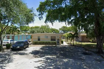 612 NW 7th Ter #1-3, Pompano Beach: photo 1 of 1