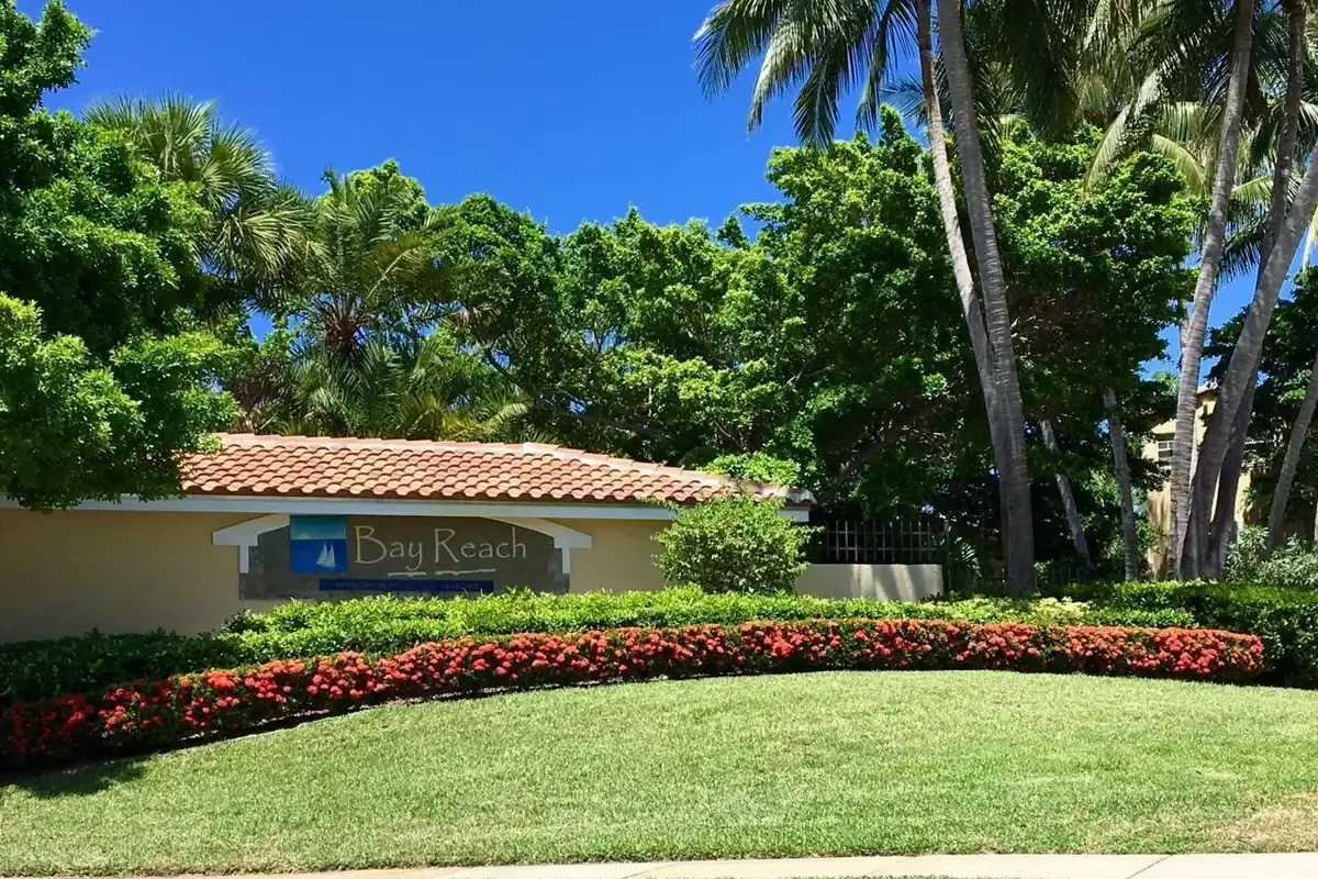 1035 Lake Shore Dr #103, Lake Park: photo 1 of 22