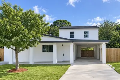 20720 NW 34 Ave #2, Miami Gardens: photo 1 of 24