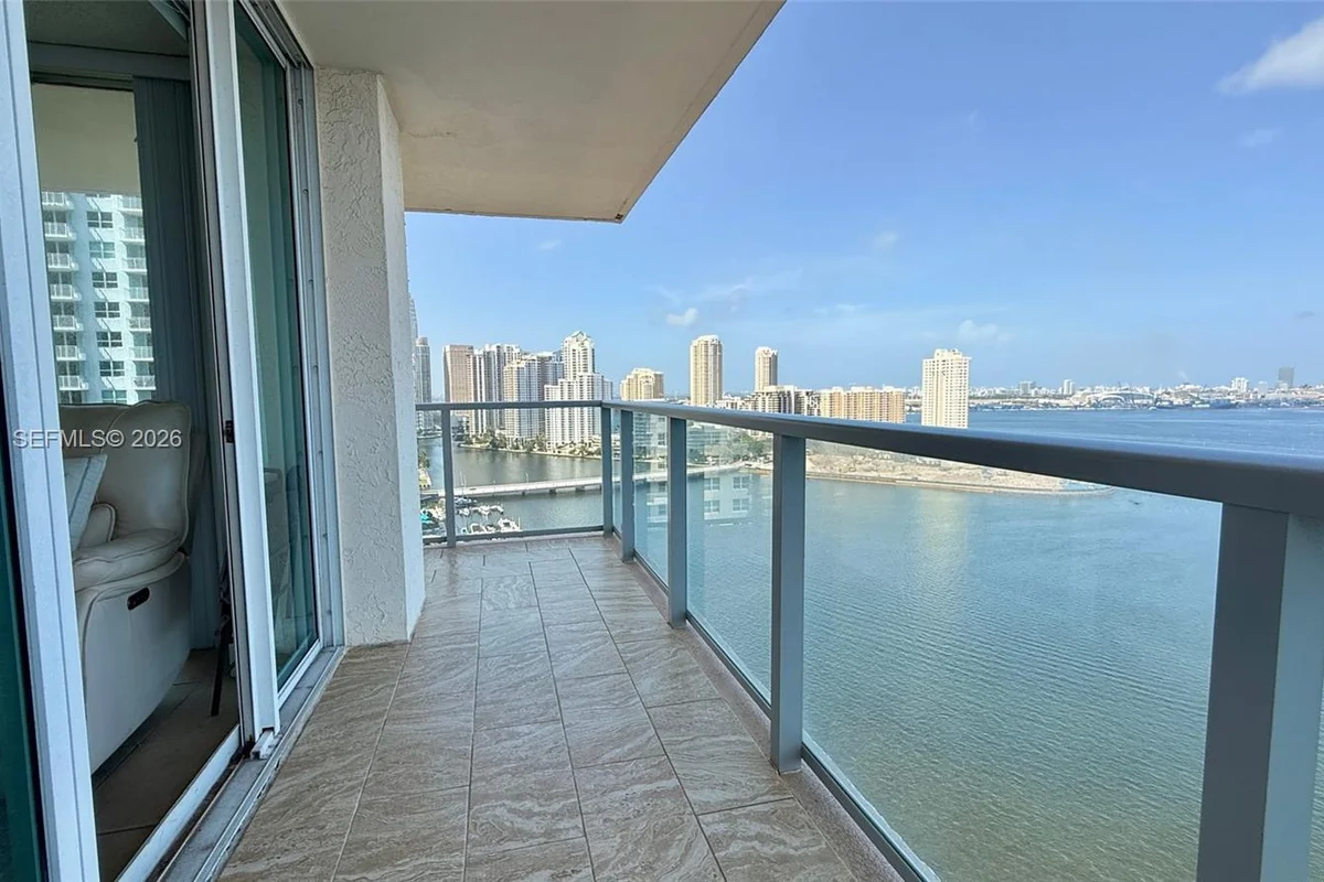 1155 Brickell Bay Dr #2310, Miami: photo 1 of 31