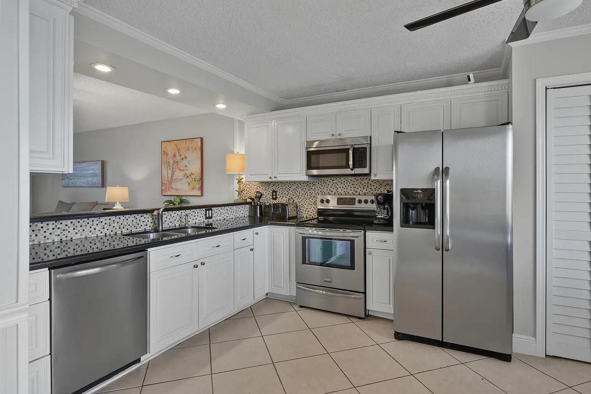 275 Palm Ave #A407, Jupiter: photo 1 of 32