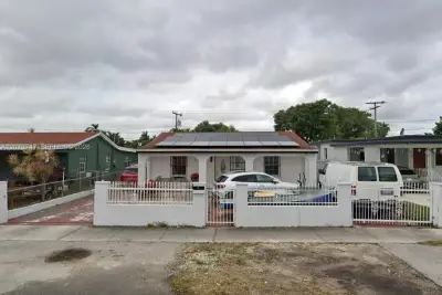 3627 NW 18th St, Miami: photo 1 of 1