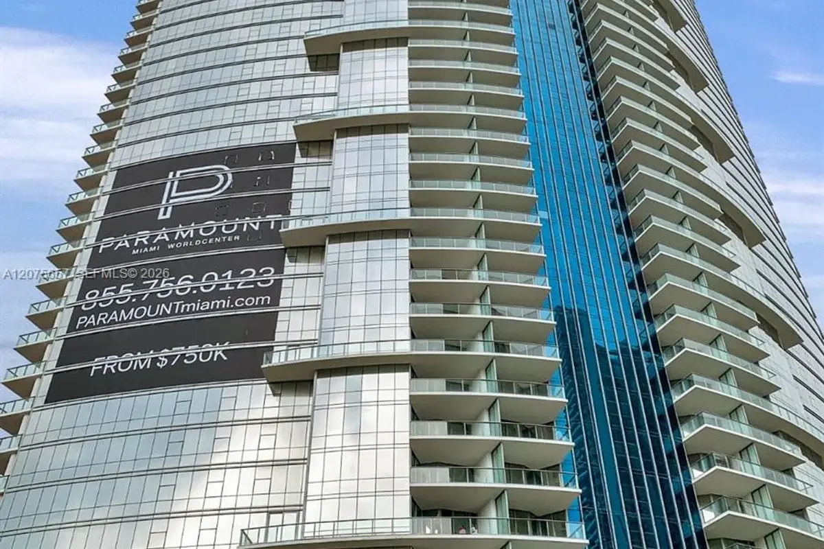 851 NE 1st Ave #2107, Miami: photo 1 of 70