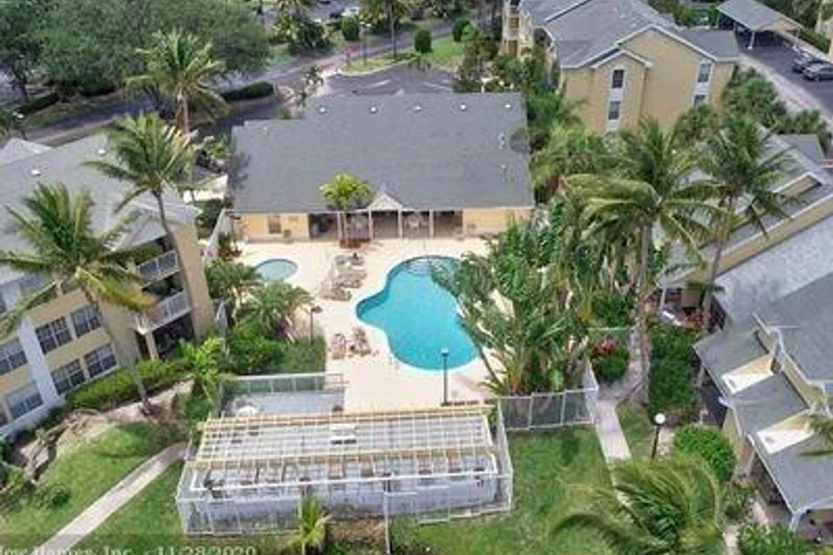6307 La Costa Dr #B, Boca Raton: photo 1 of 18