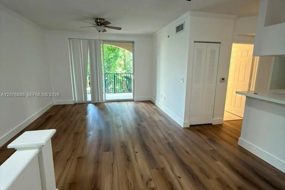 17145 N Bay Rd #4202, Sunny Isles Beach: photo 1 of 25