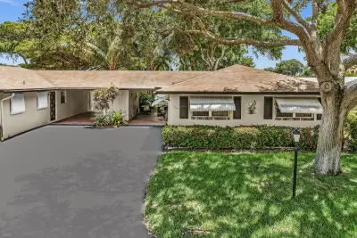 506 Sandpiper Cir, Delray Beach: photo 1 of 49