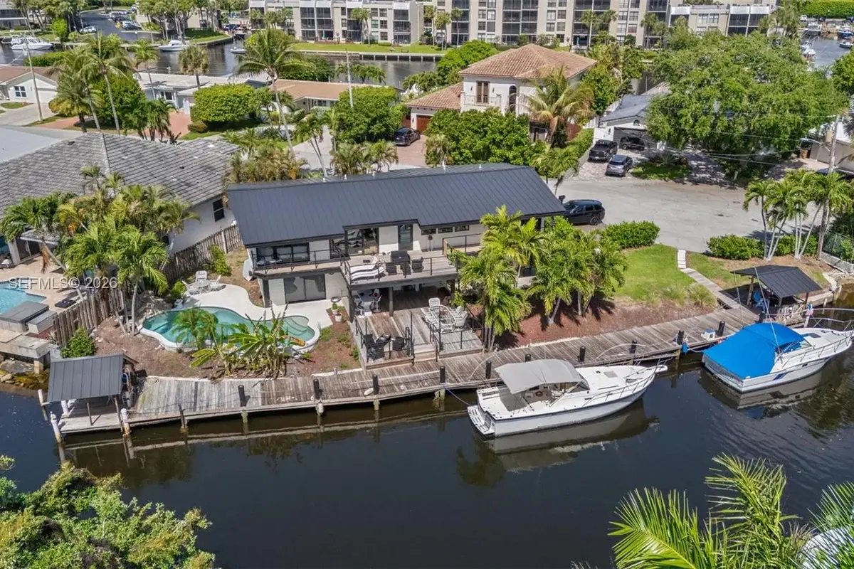 516 NE 6th Ave, Deerfield Beach: photo 1 of 66