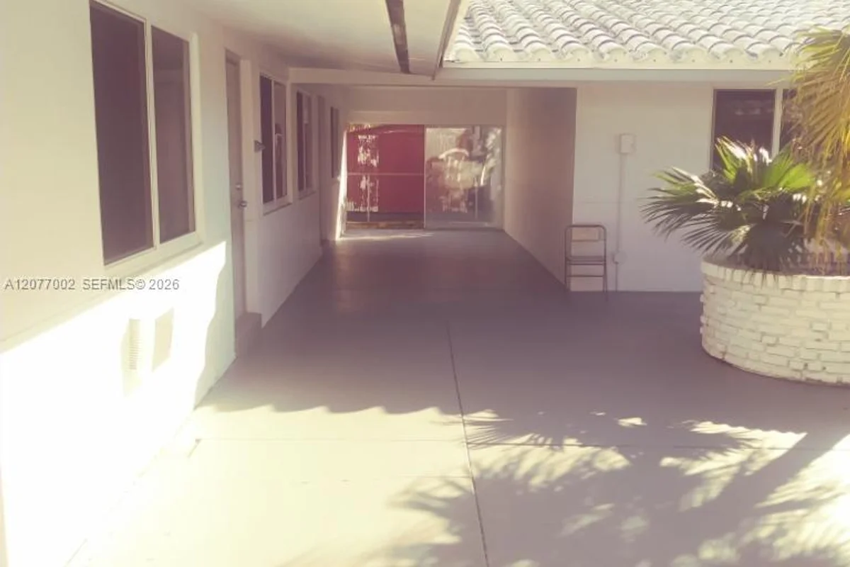 2225 Van Buren St #7, Hollywood: photo 1 of 13