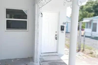 618 58th St #A, West Palm Beach: photo 1 of 7