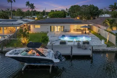2225 NE 16th Ave, Wilton Manors: photo 1 of 86