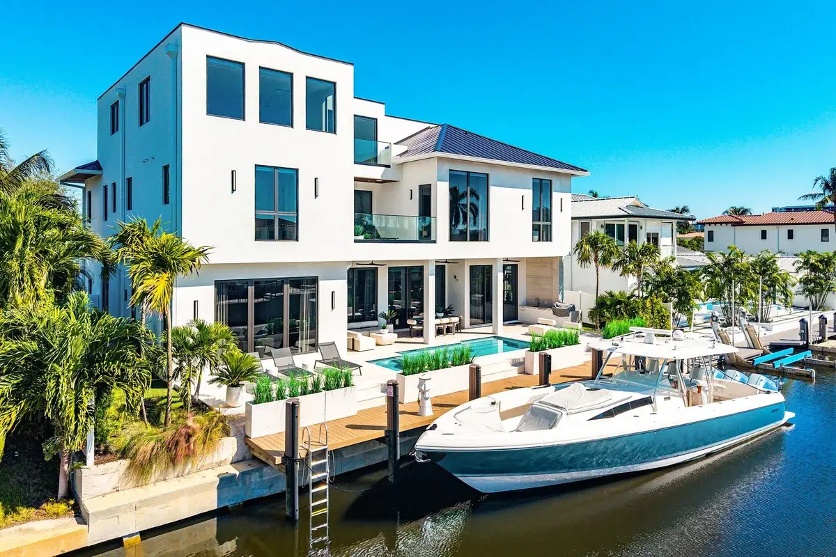 748 NE 72nd St, Boca Raton: photo 1 of 50