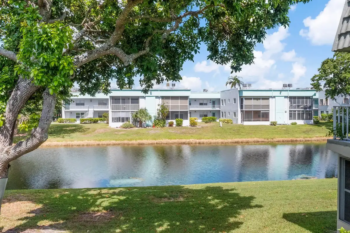 477 Monaco J, Delray Beach: photo 1 of 22