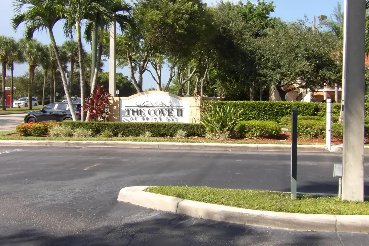 3800 N Jog Rd #201, West Palm Beach: photo 1 of 17
