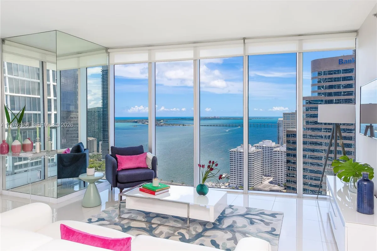 485 Brickell Ave #3410, Miami: photo 1 of 20
