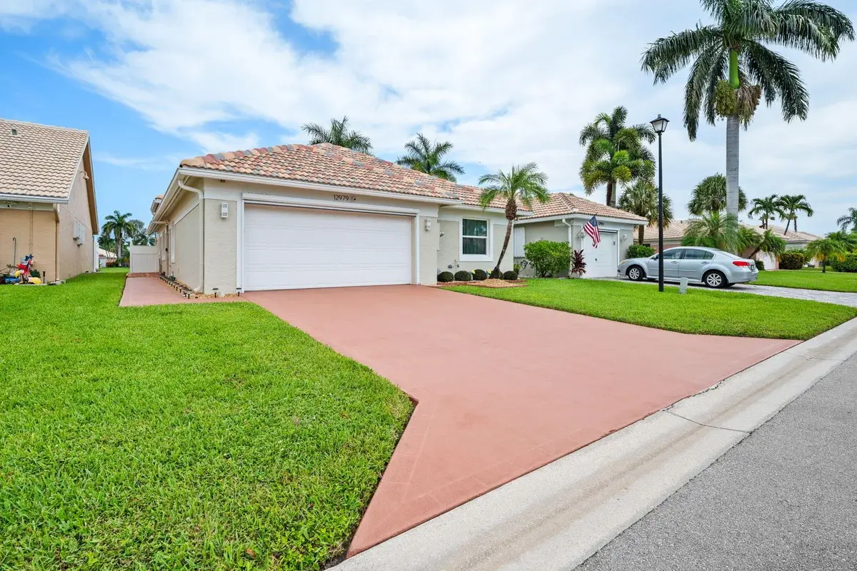 12979 Hampton Lakes Cir, Boynton Beach: photo 1 of 42