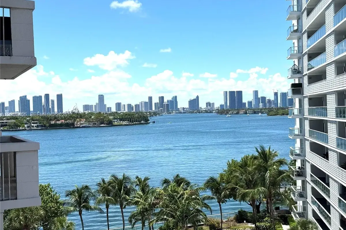 800 West Ave #734, Miami Beach: photo 1 of 27