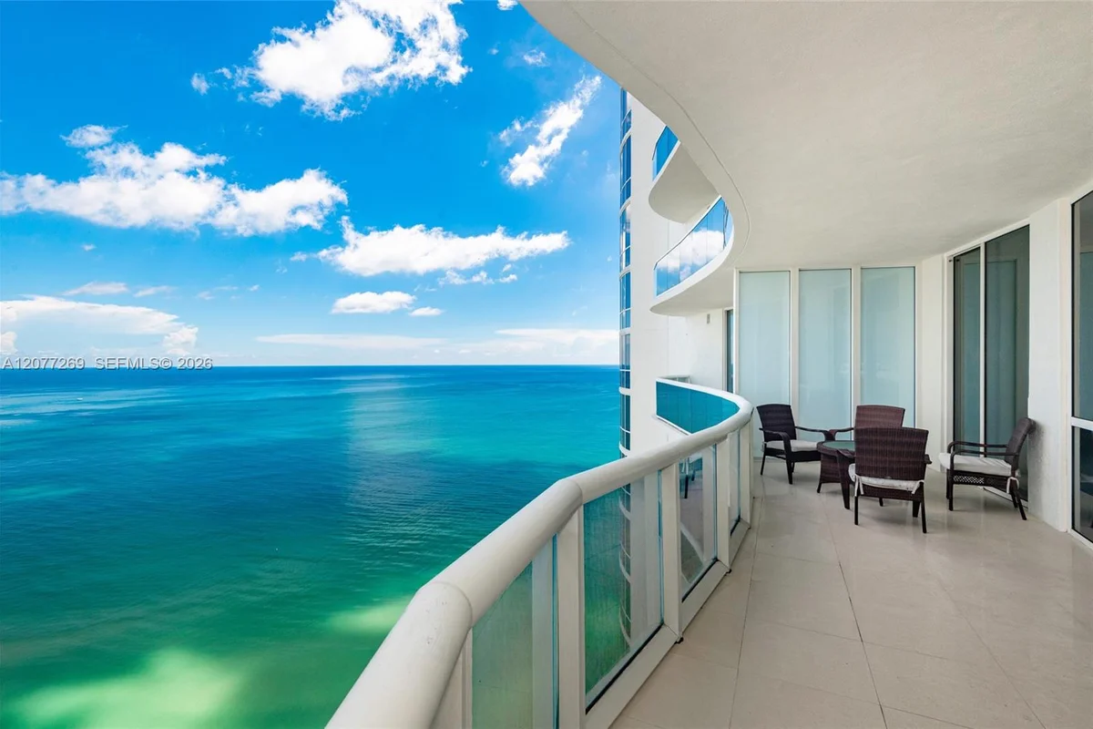 16001 Collins Ave #2903, Sunny Isles Beach: photo 1 of 30